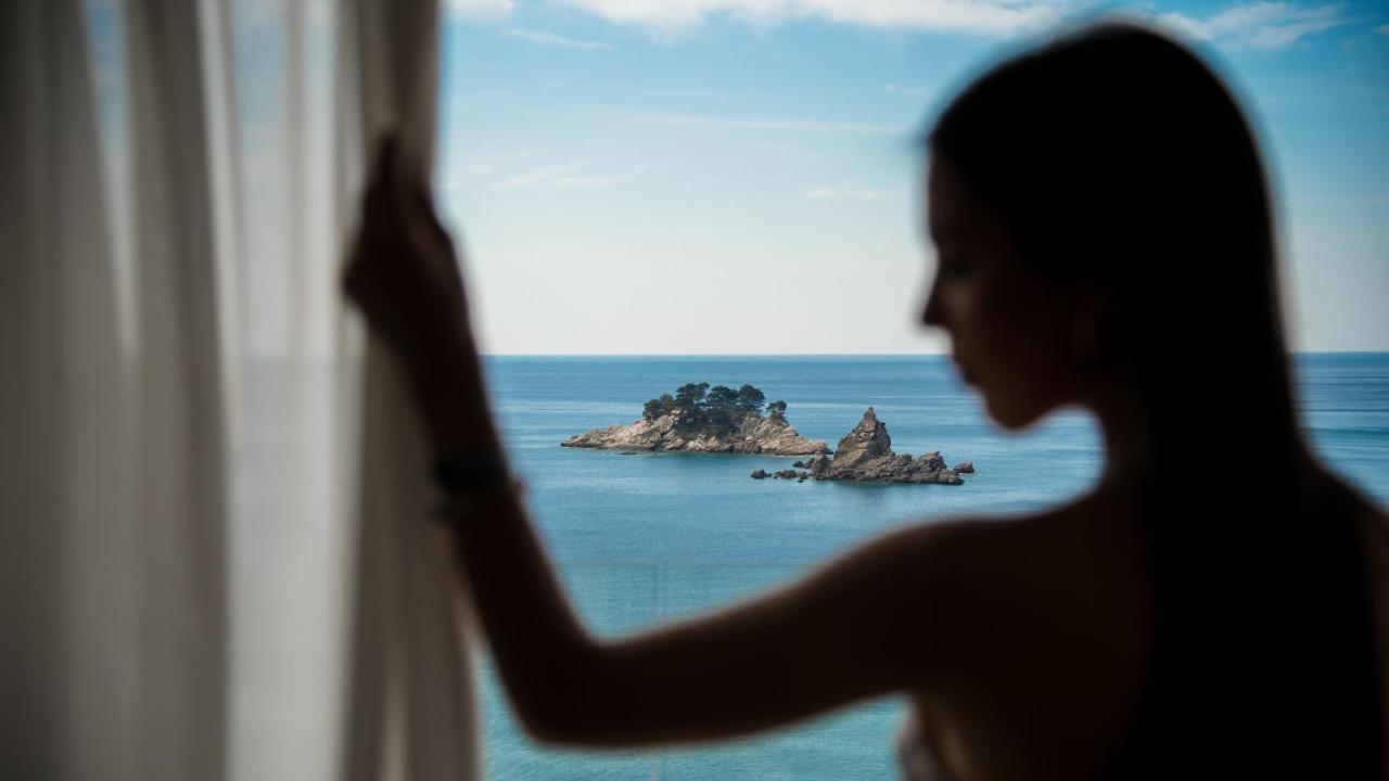 Hotel Ami Budva Petrovac Eksteriør billede