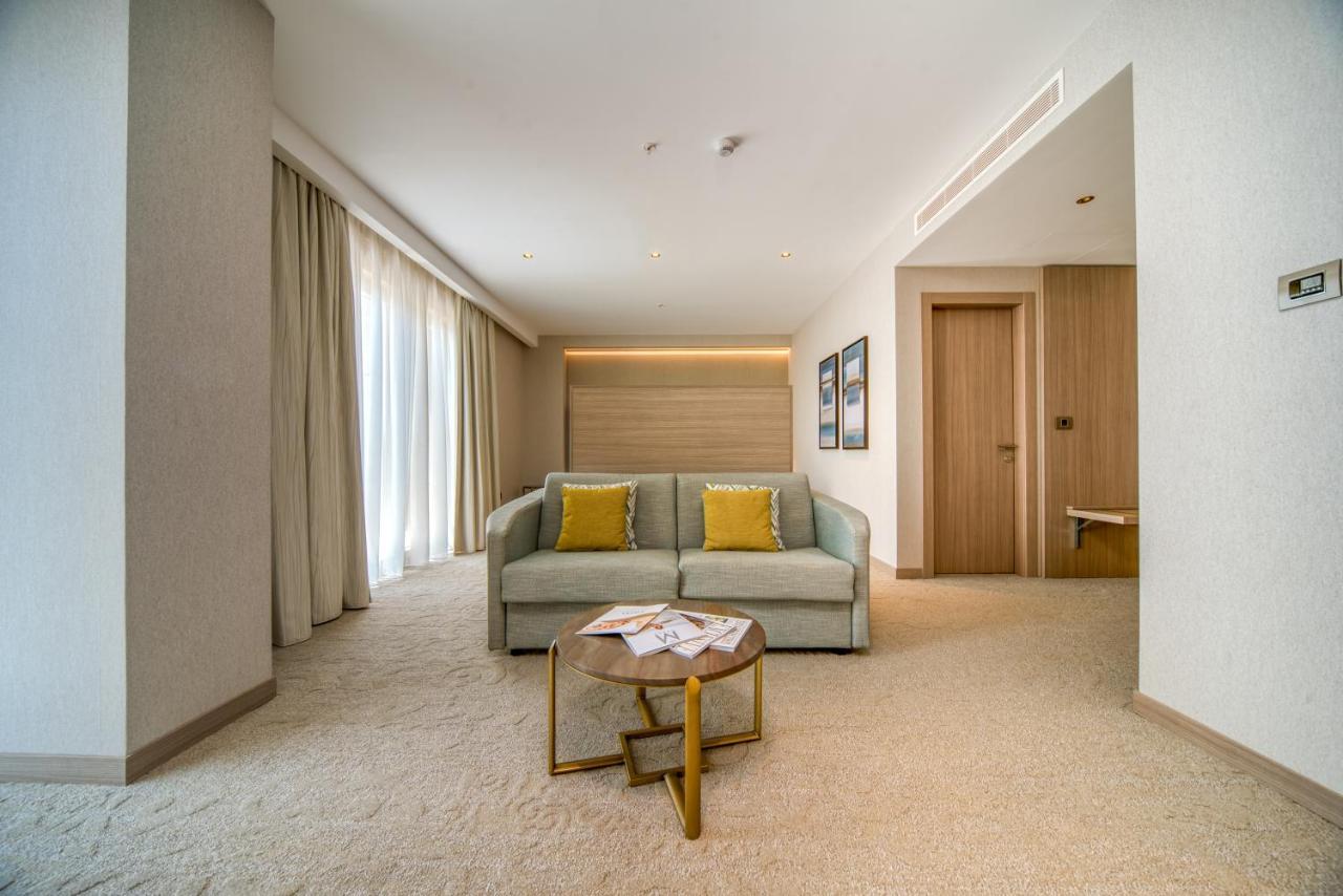 Hotel Ami Budva Petrovac Eksteriør billede