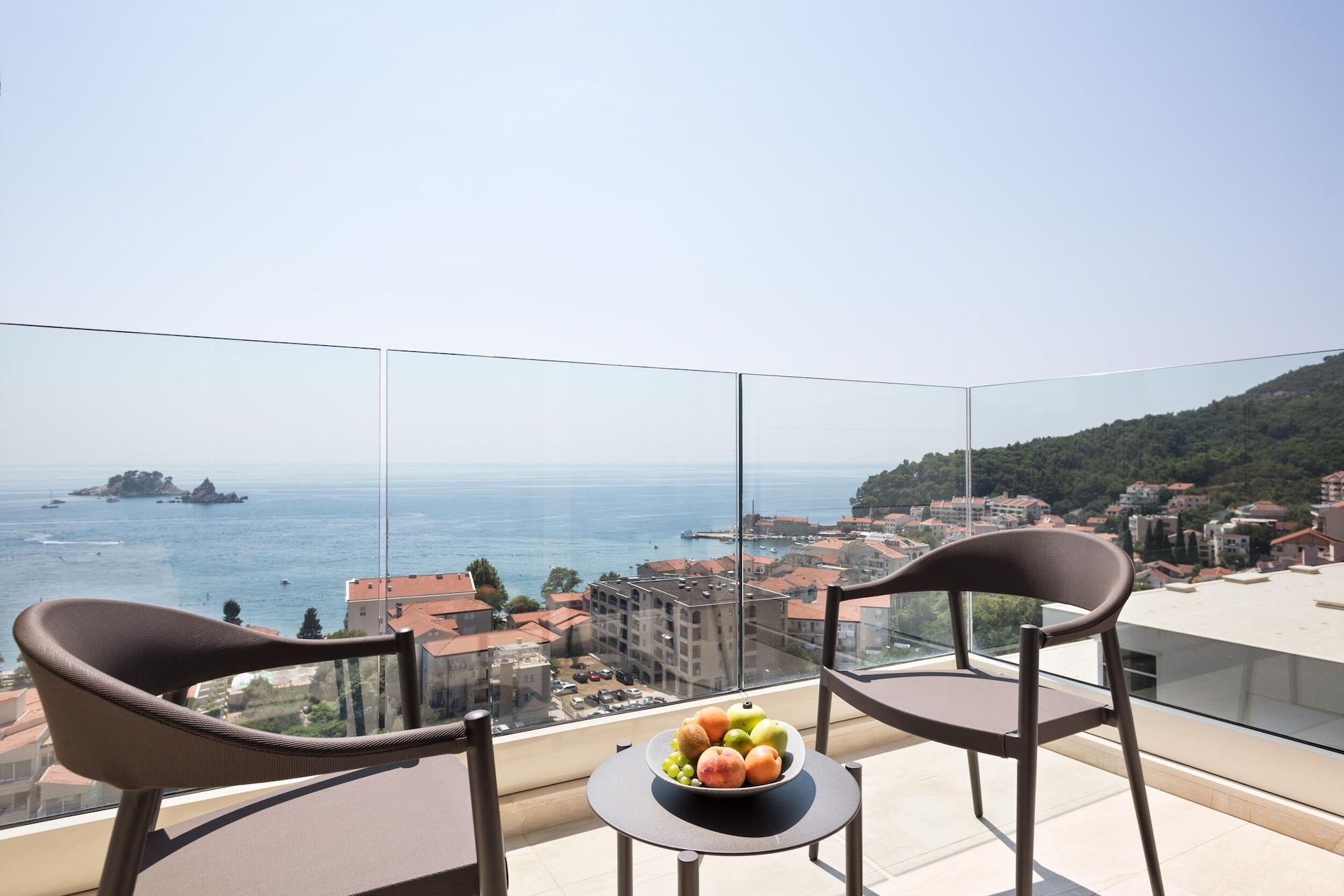 Hotel Ami Budva Petrovac Eksteriør billede
