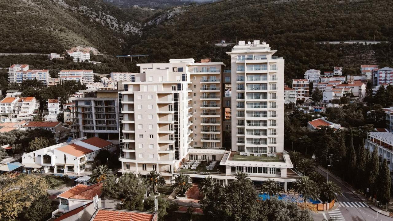 Hotel Ami Budva Petrovac Eksteriør billede