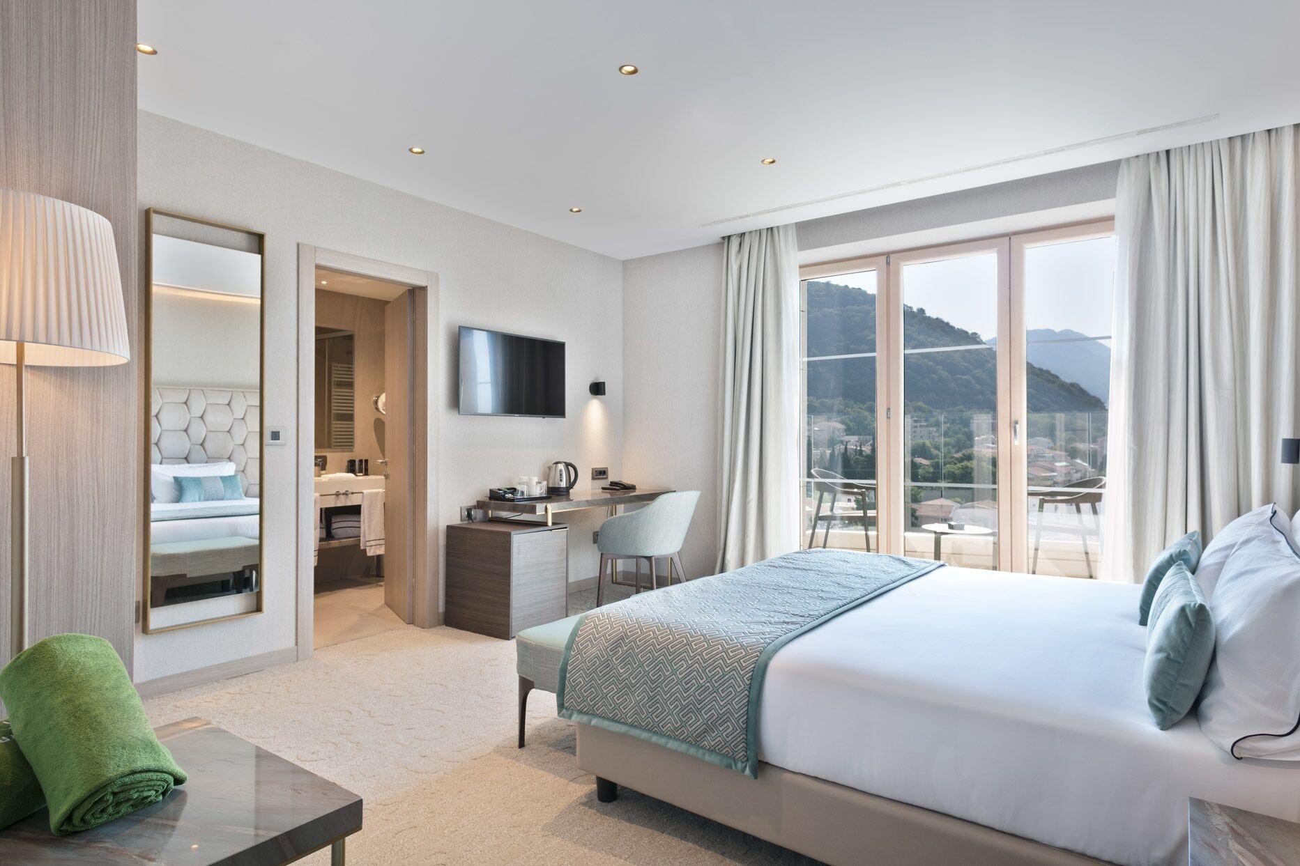 Hotel Ami Budva Petrovac Eksteriør billede